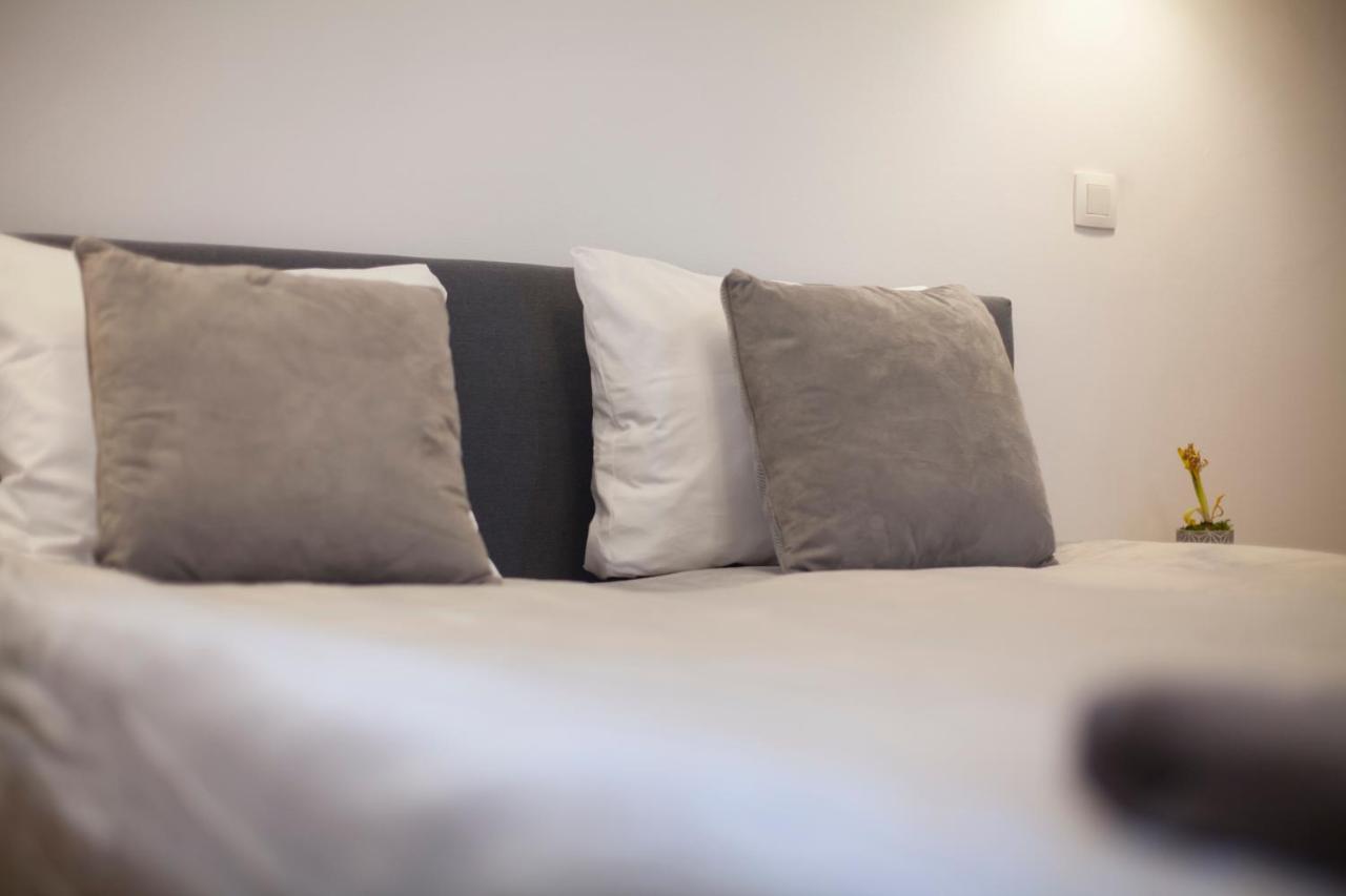 אנטוורפן Luxury Suites Riverside Residence By Rikas Hotels מראה חיצוני תמונה